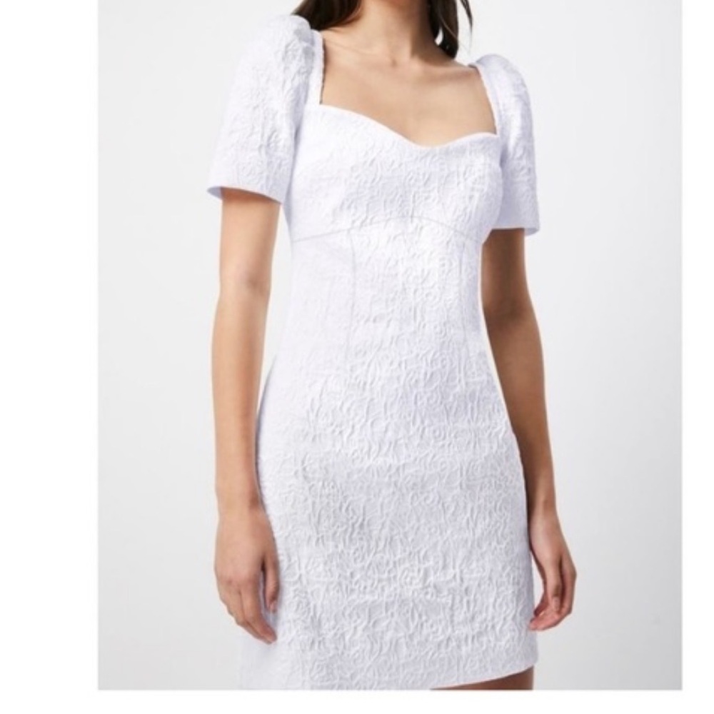 New Elliatt White Textured Sheath Mini Dress Puff Sleeves Square Neck Size Small - Picture 3 of 11